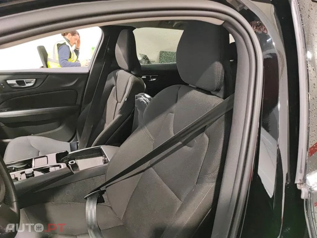 Volvo V60 2.0 T6 AWD TE Inscription Expression