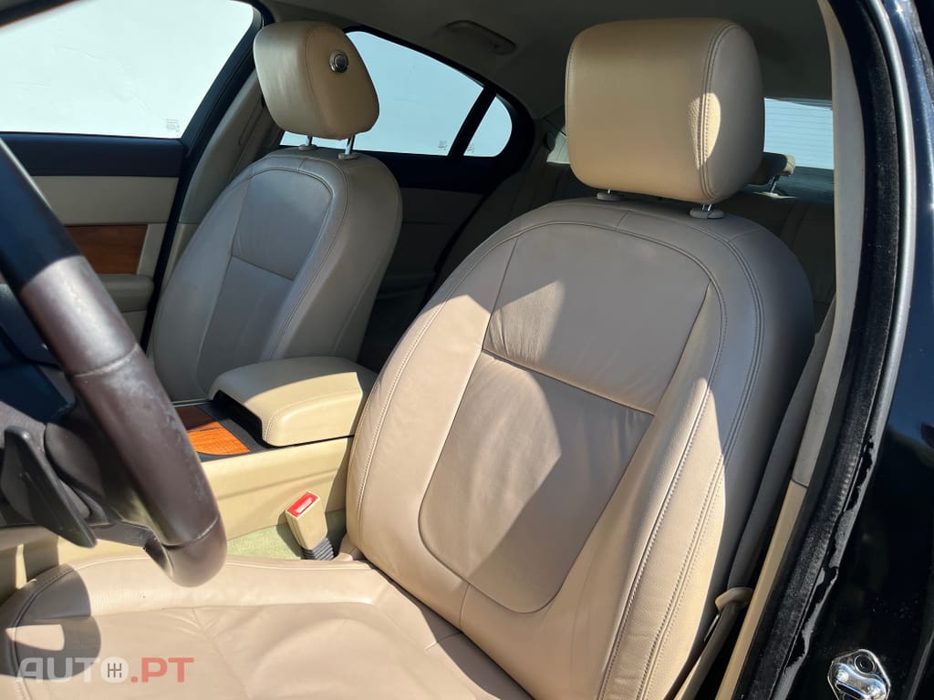 Jaguar XF 3.0 D V6 Premium Luxury