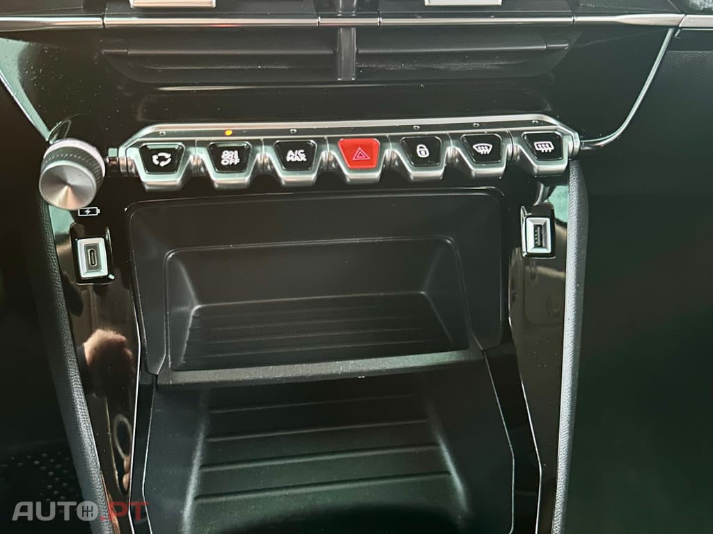 Peugeot 2008 1.2 PureTech Active Pack