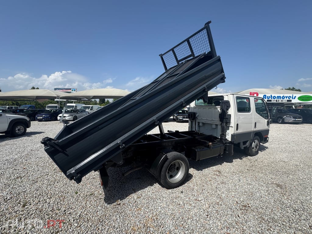 Mitsubishi Canter 3.0 DI-D 6LUG Tri-Basculante Ligeira Nacional