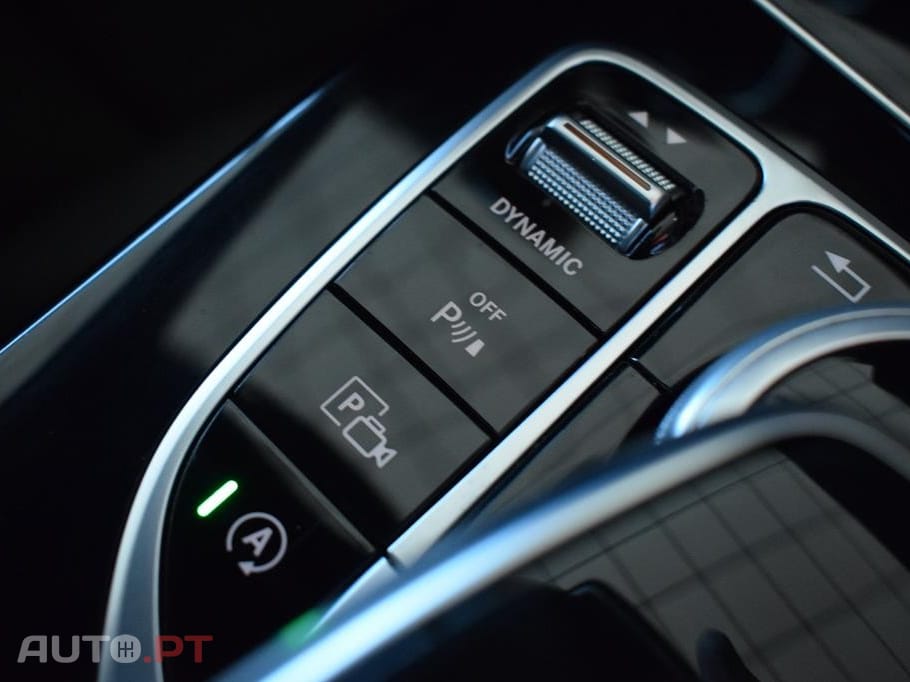 Mercedes-Benz C 220 d AMG Line