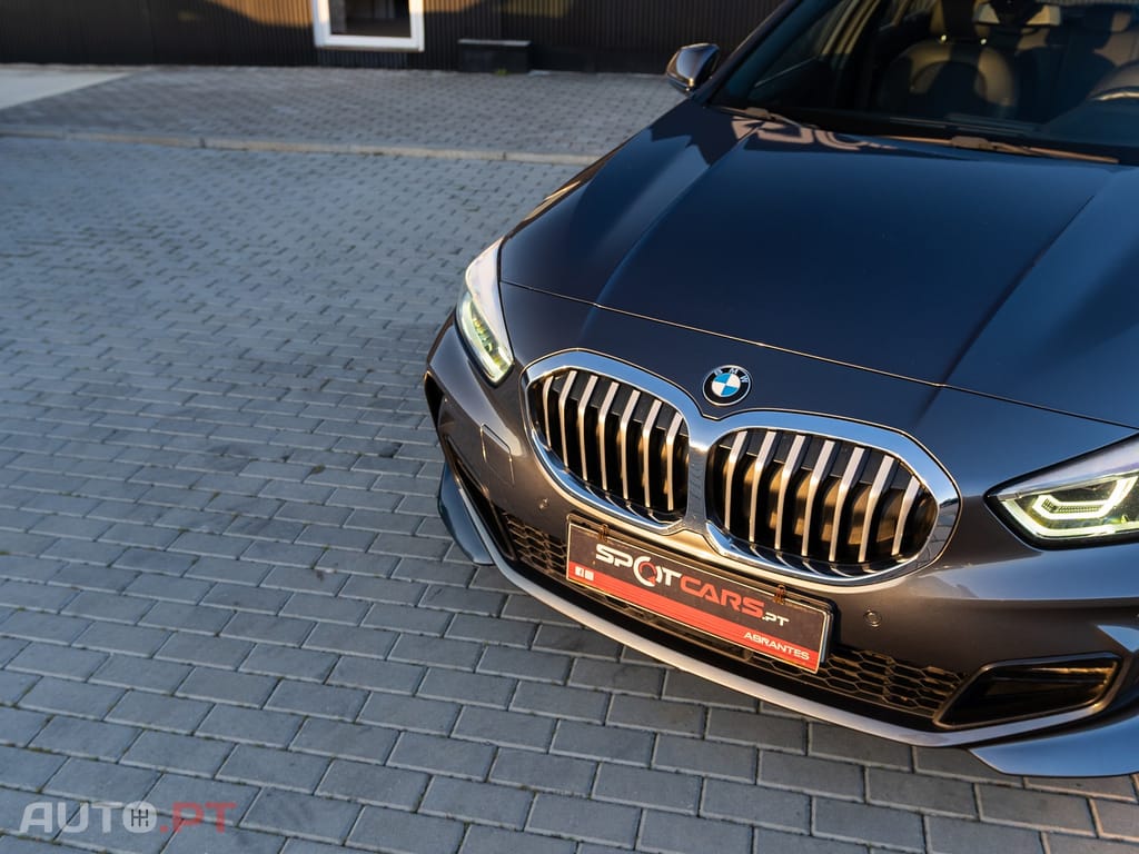 BMW 116 d Pack Desportivo M