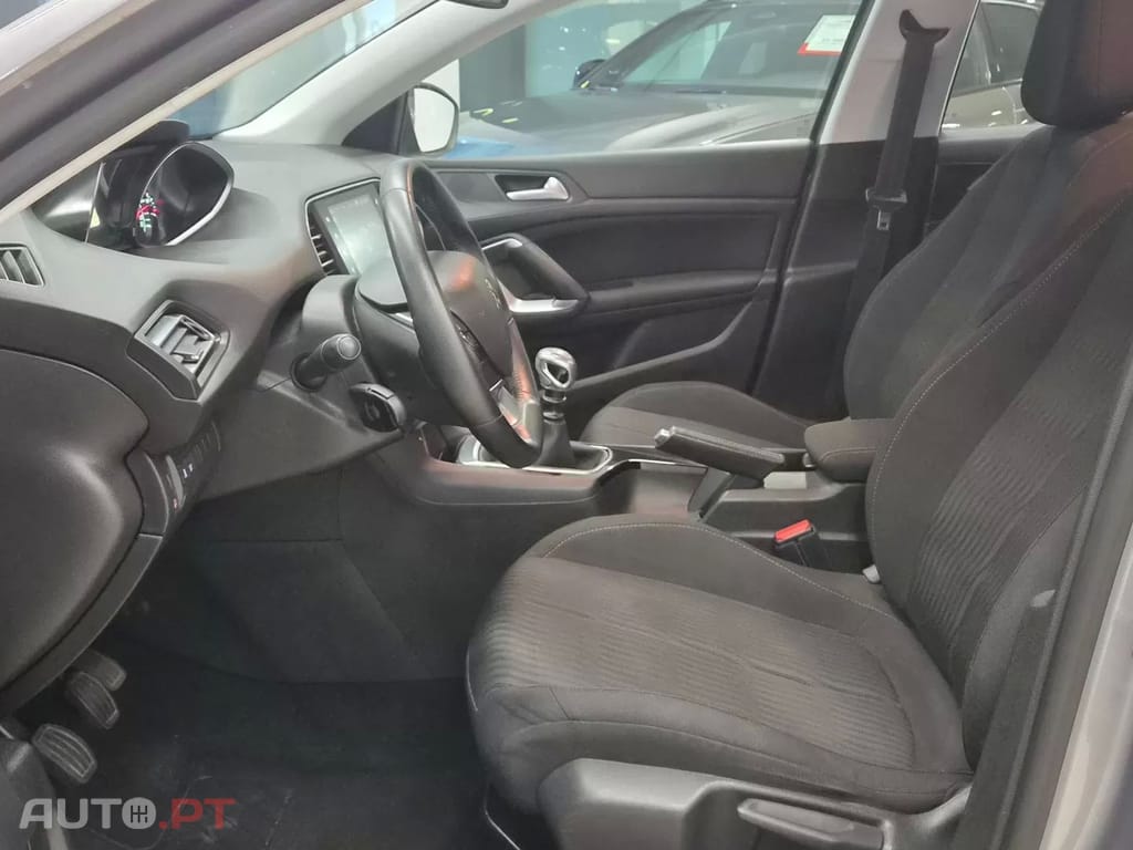 Peugeot 308 SW 1.6 BLUEHDI ACCESS