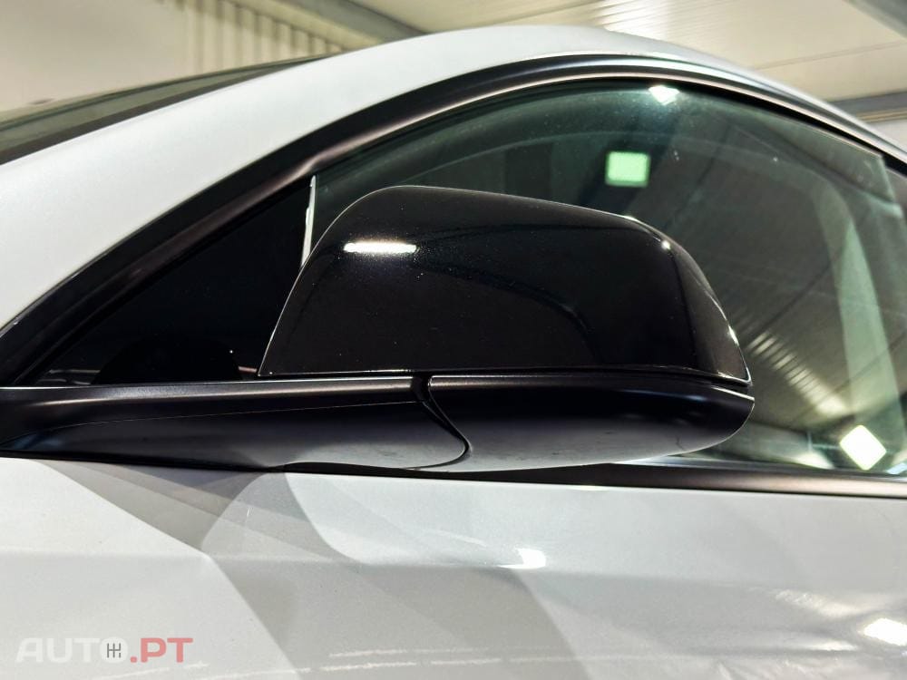 Tesla Model Y Long Range Dual Motor AWD