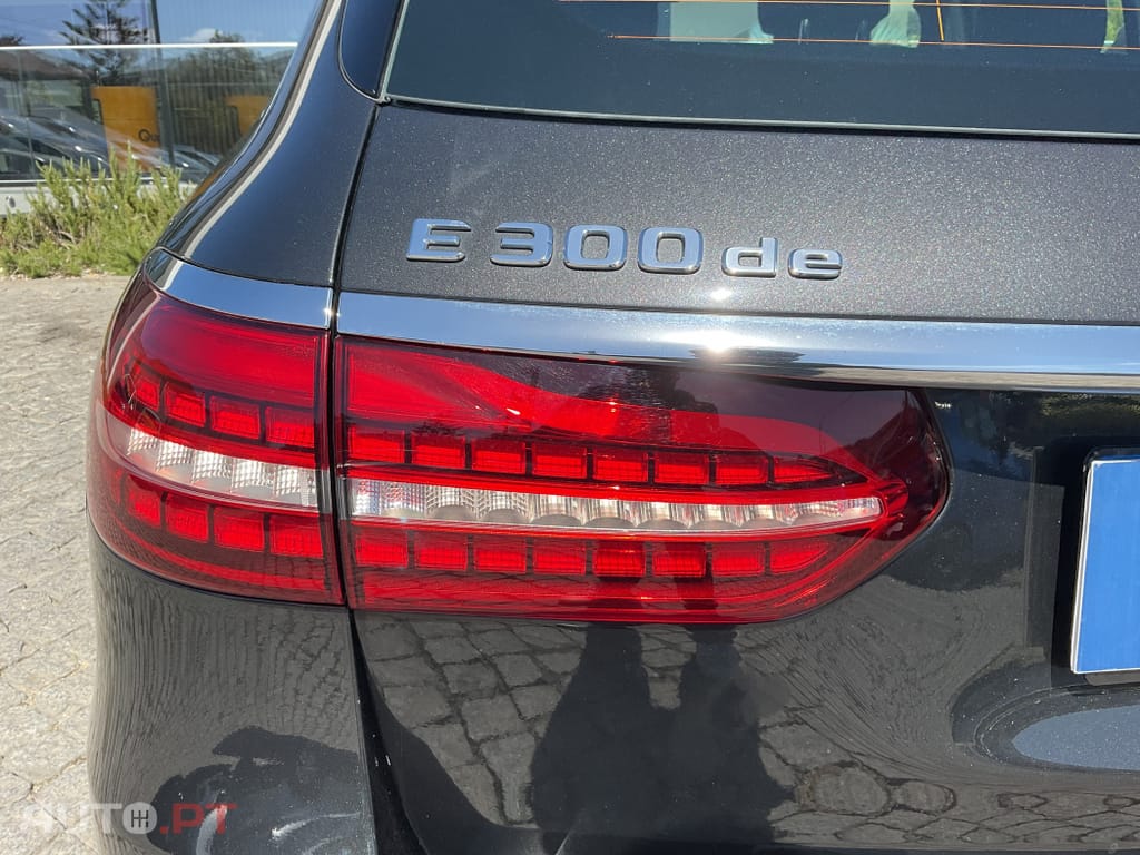 Mercedes-Benz E 300 de Avantgarde