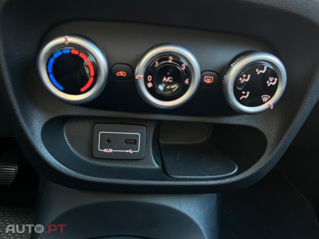 Fiat 500L 1.6MTJ LOUNGE 