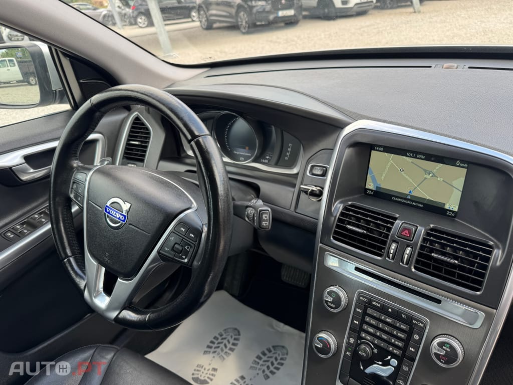 Volvo XC60 2.0 D3 Momentum Geartronic