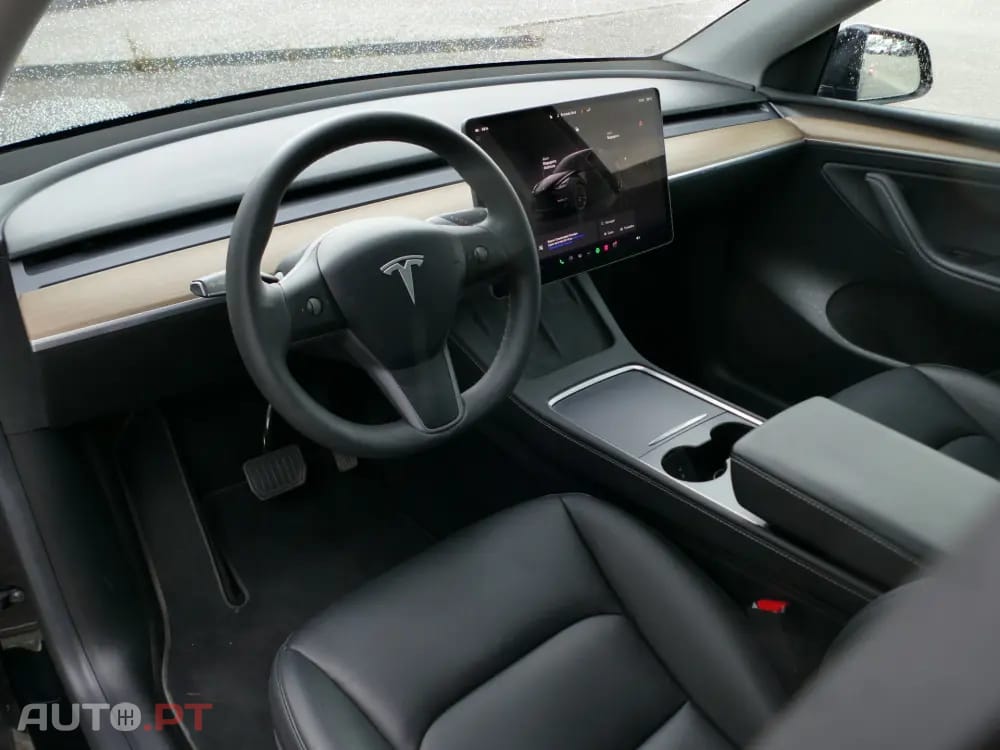 Tesla Model Y Long Range Tração Integral