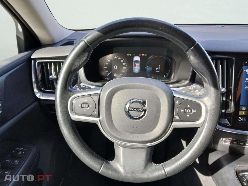 Volvo V60 2.0 T8 AWD TE Momentum