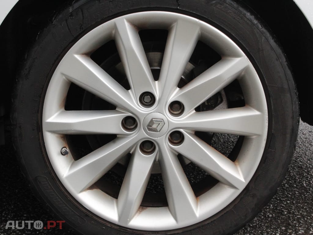 Renault Laguna Coupe 2.0 dCi Dynamique S 4Control