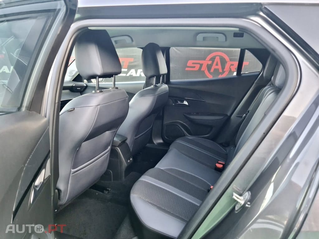 Peugeot 2008 1.2 PureTech Allure EAT8