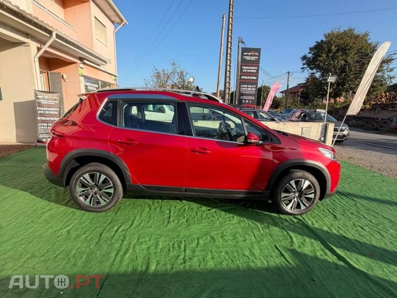 Peugeot 2008 1.2 PureTech Allure EAT6