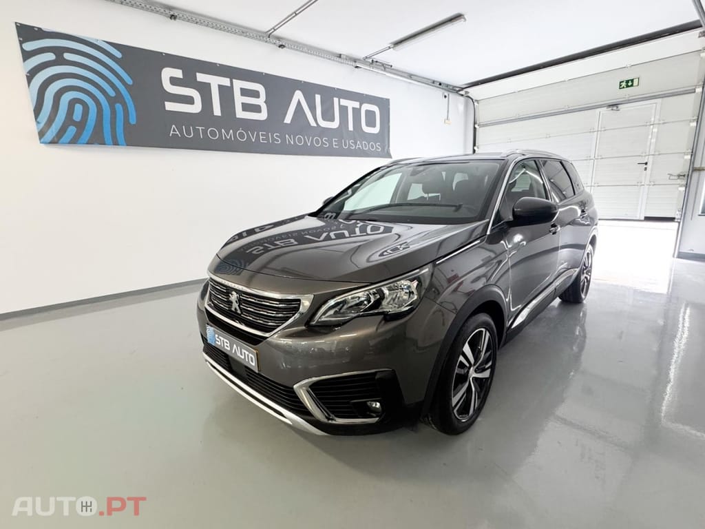Peugeot 5008 1.5 BlueHDi Allure