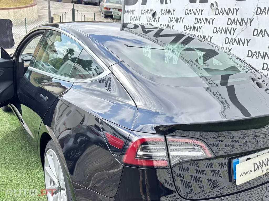 Tesla Model 3 Long Range RWD