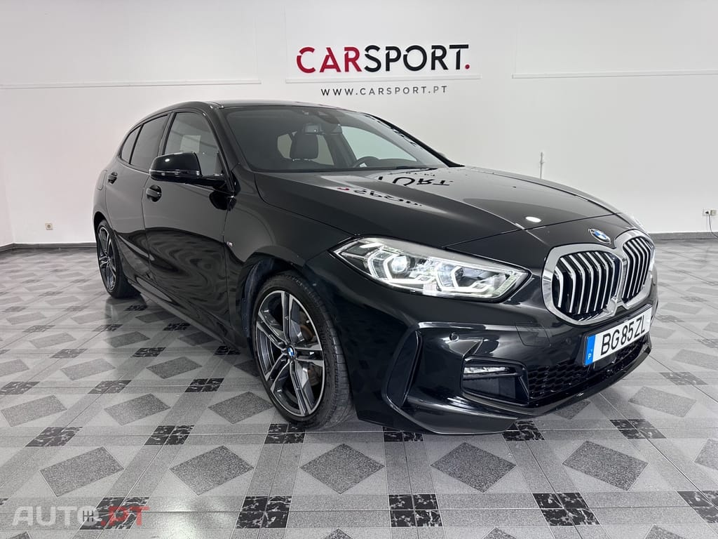 BMW 118 i Pack Desportivo M Auto