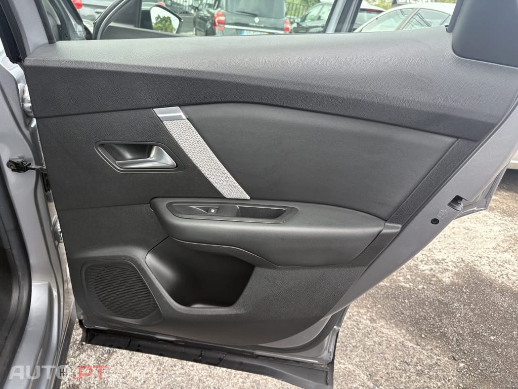 Citroen C4 1.2 PureTech Feel Pack EAT8