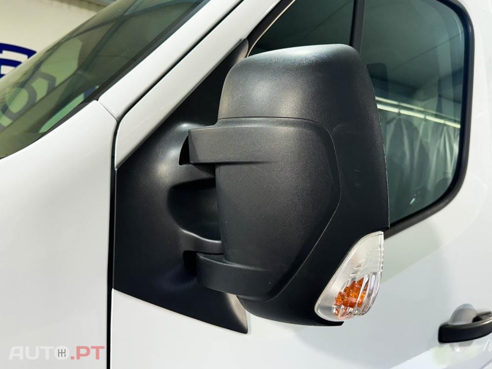 Renault Master L2H2 2.3 DCi 135cv Confort