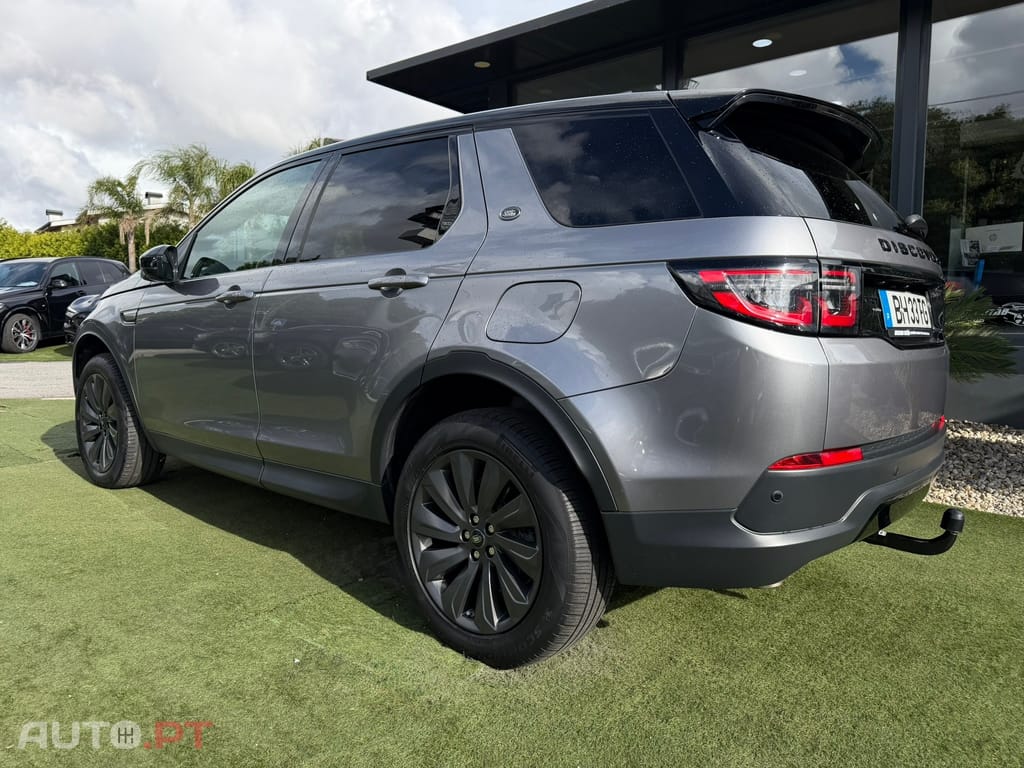 Land Rover Discovery Sport P300e Dynamic SE