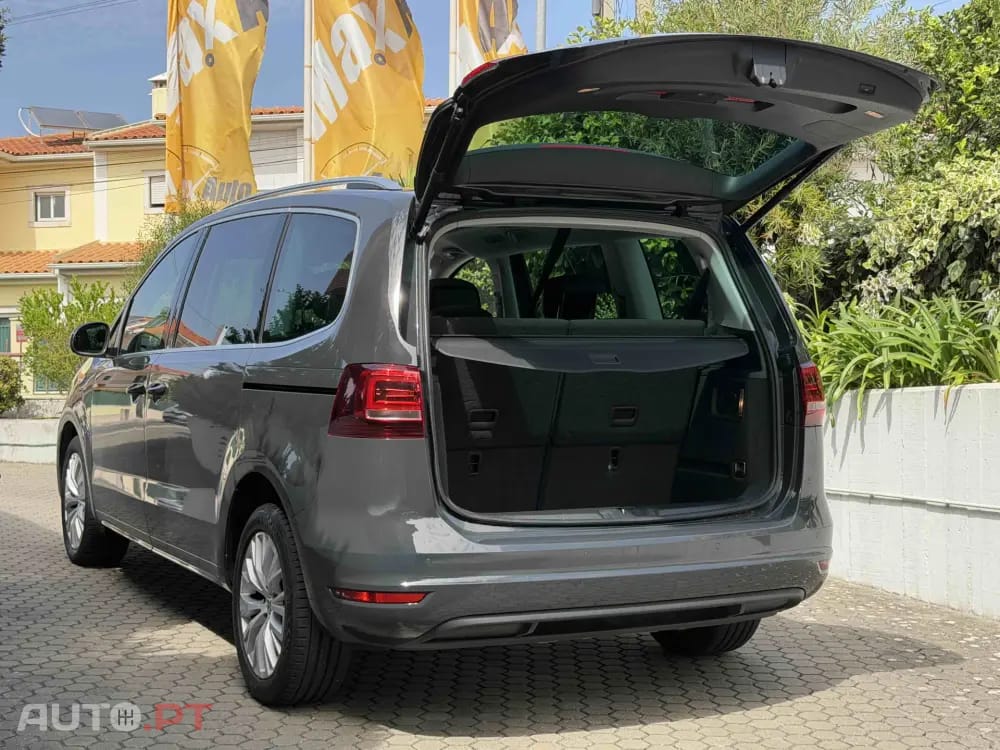 Volkswagen Sharan 2.0 TDI Blue Highline