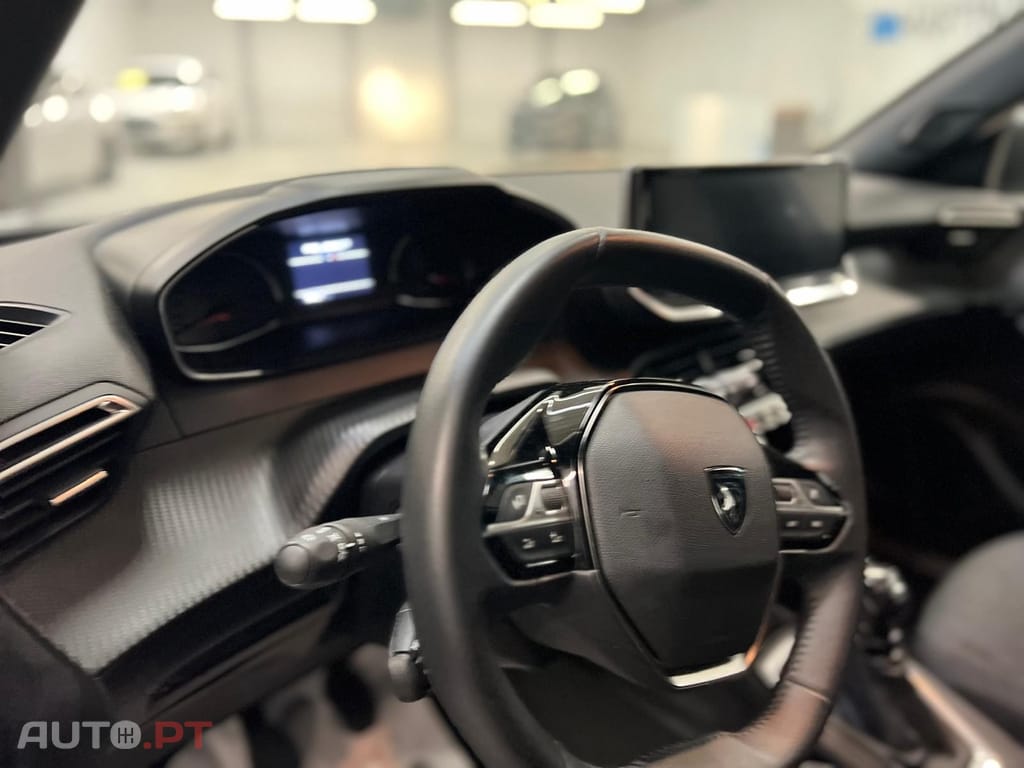 Peugeot 2008 1.2 Style