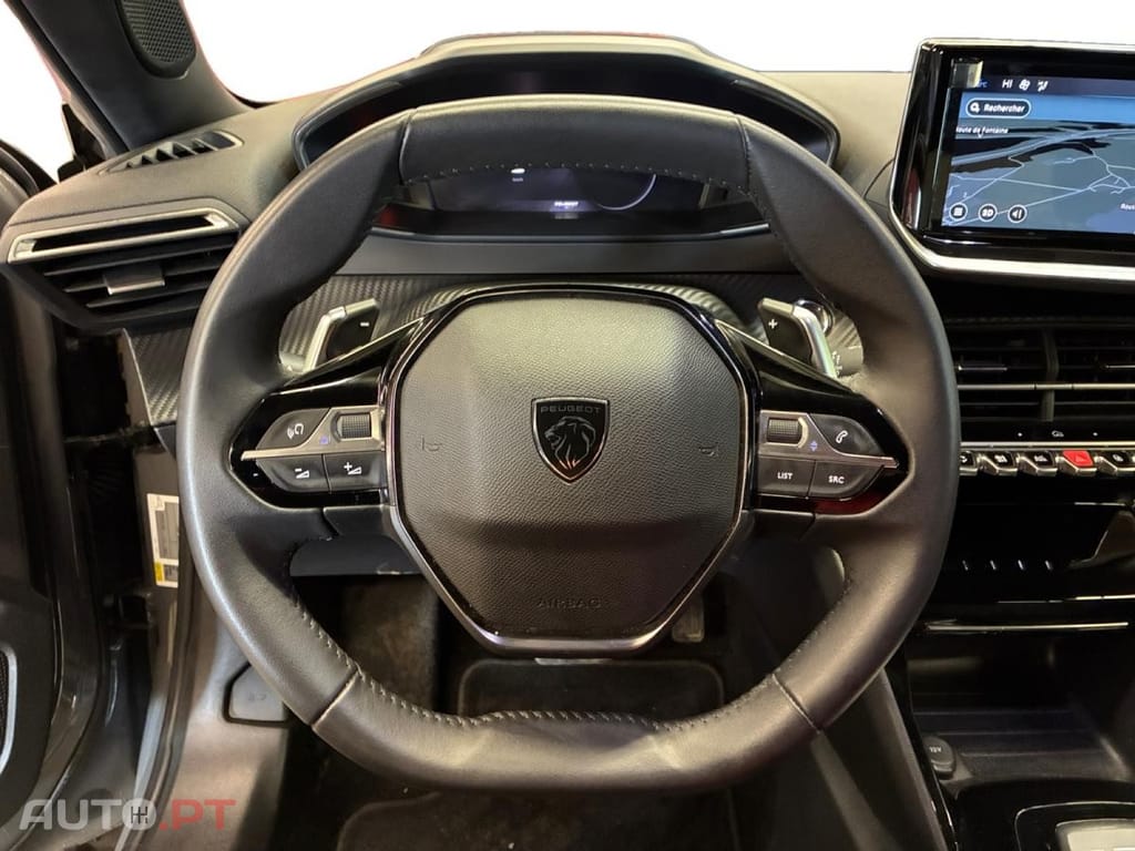 Peugeot 2008 1.2 PureTech Allure EAT8