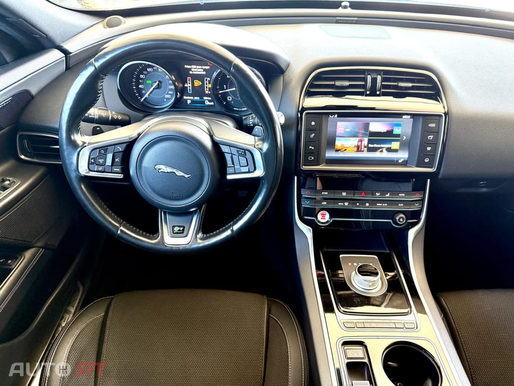 Jaguar XE 2.0 D R-Sport Aut.