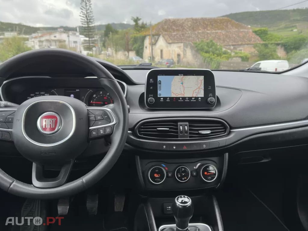 Fiat Tipo 1.3 M-Jet Lounge