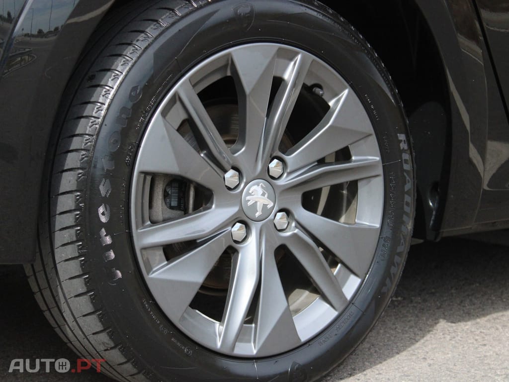 Peugeot E-208 50 kWh Allure