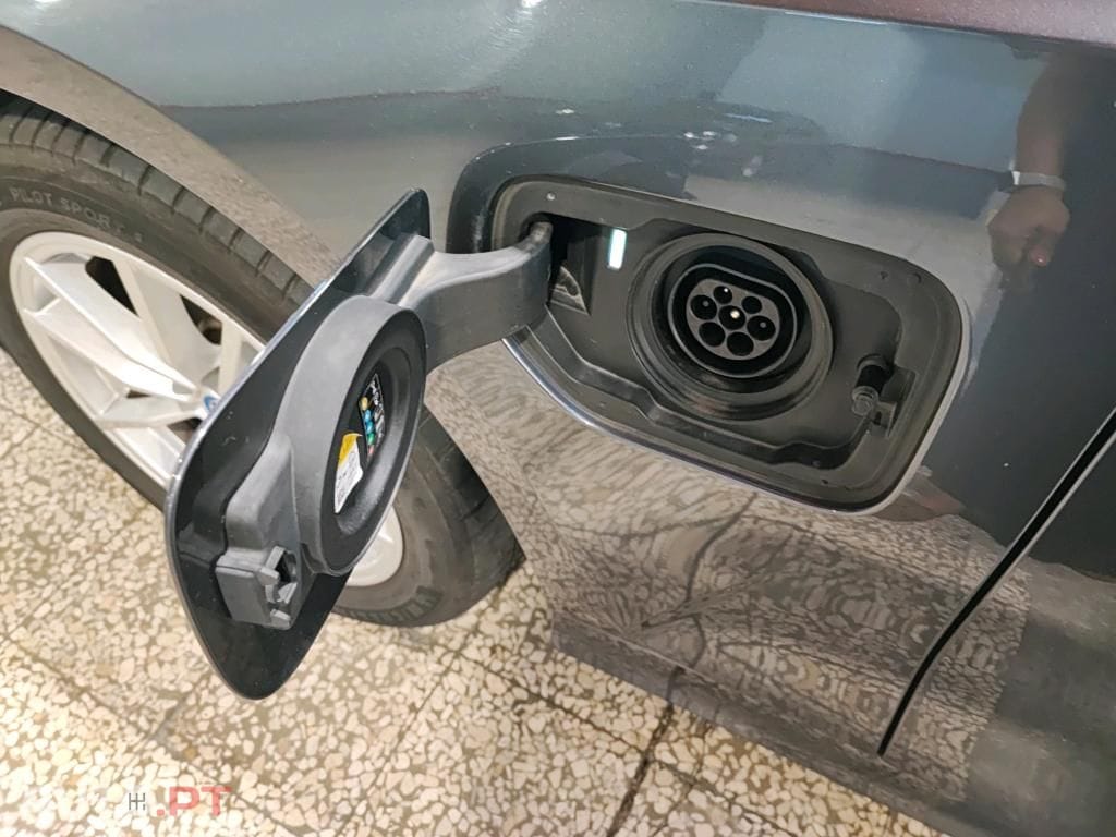 BMW 320 e Corporate Edition Auto