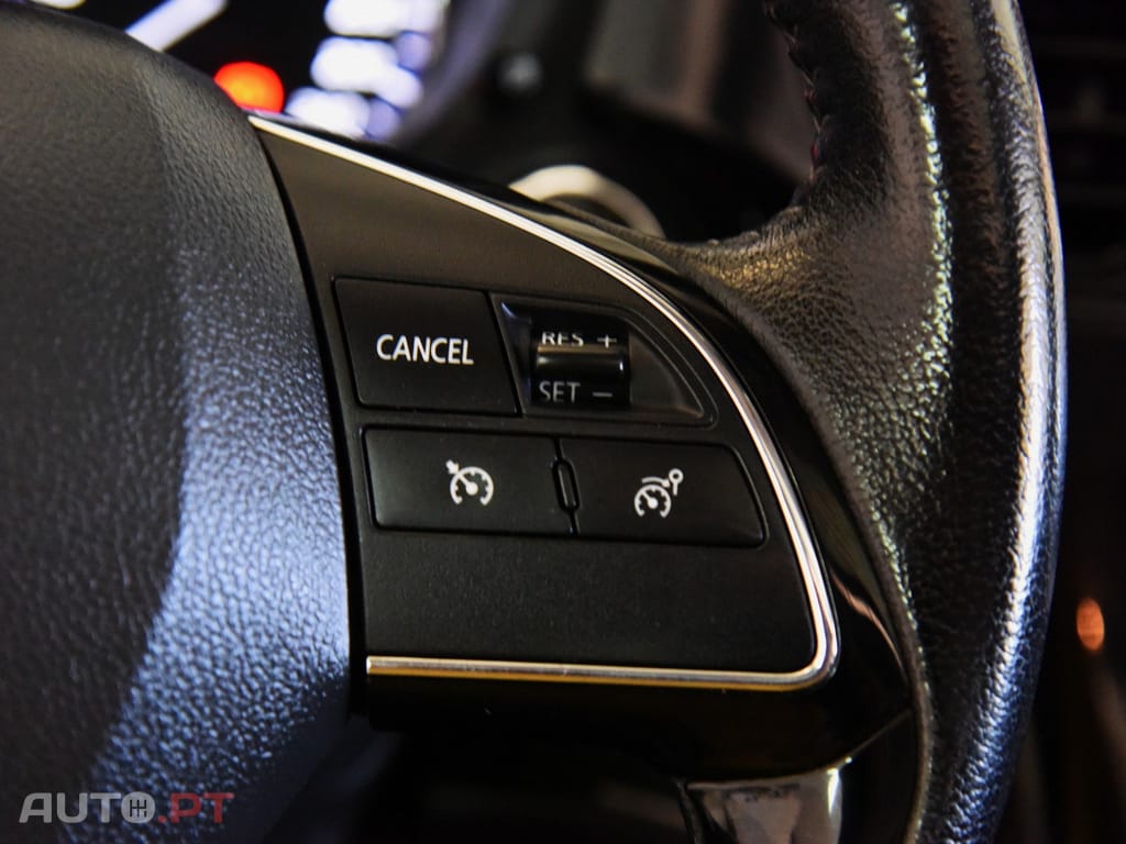 Mitsubishi Outlander 2.2 DI-D Intense