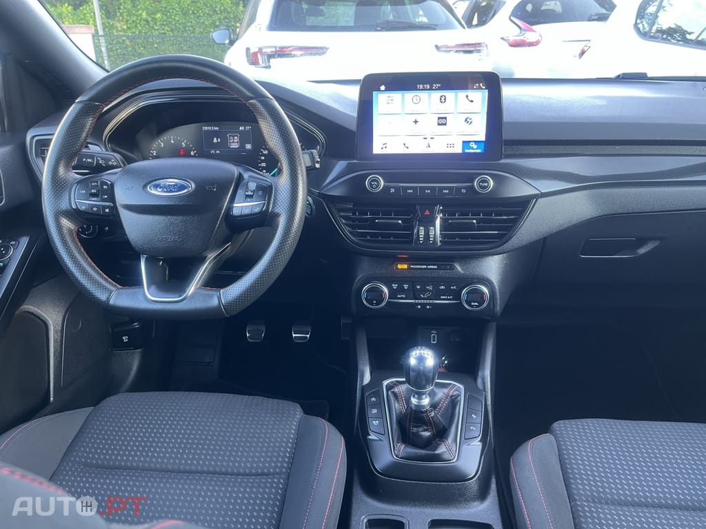 Ford Focus SW 1.0 EcoBoost ST-Line