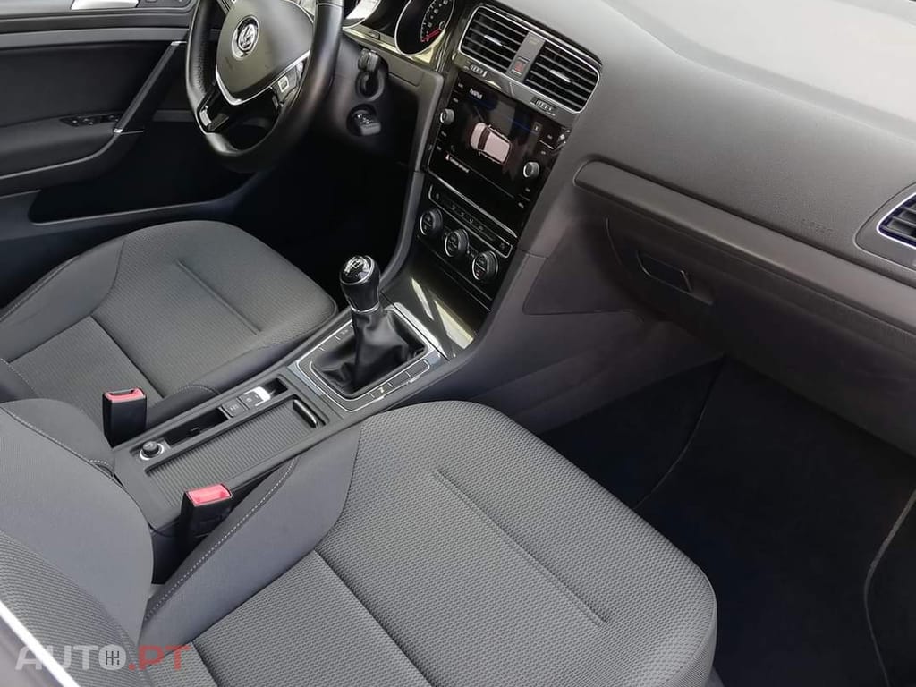 Volkswagen Golf Variant 1.6 TDi Confortline