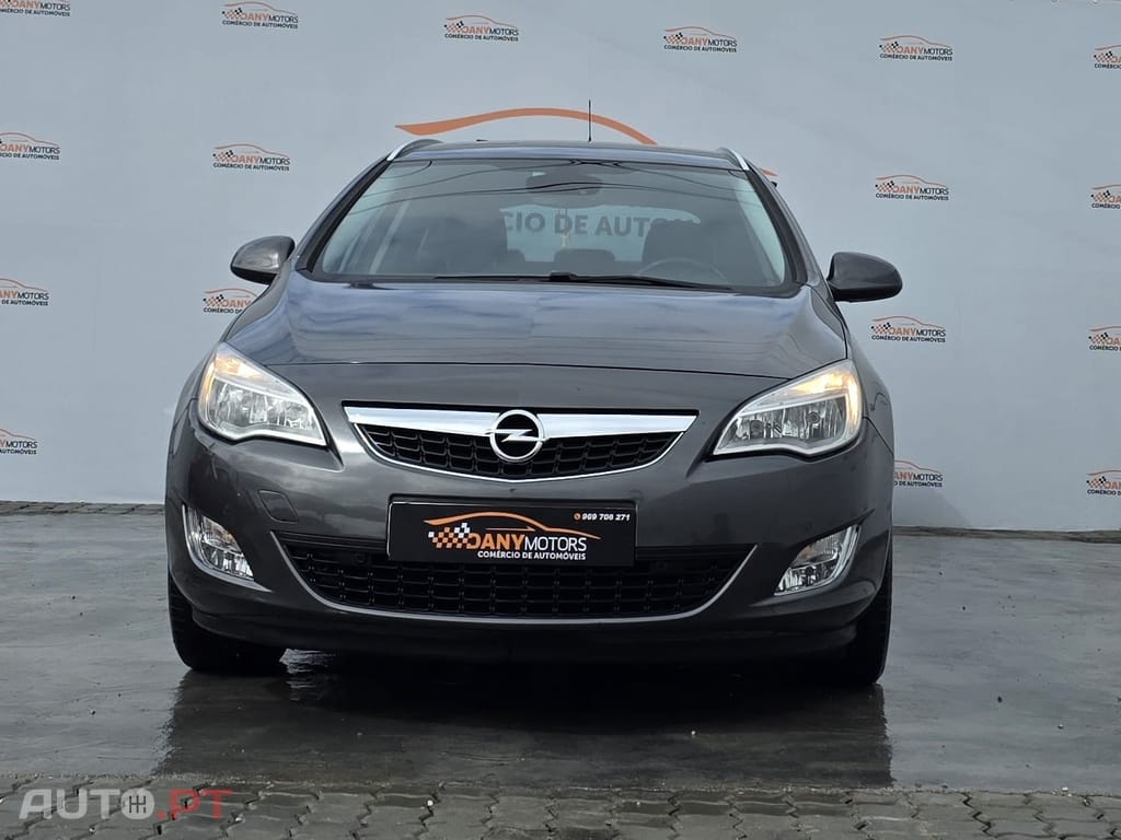 Opel Astra Sports Tourer 1.7 CDTi Cosmo
