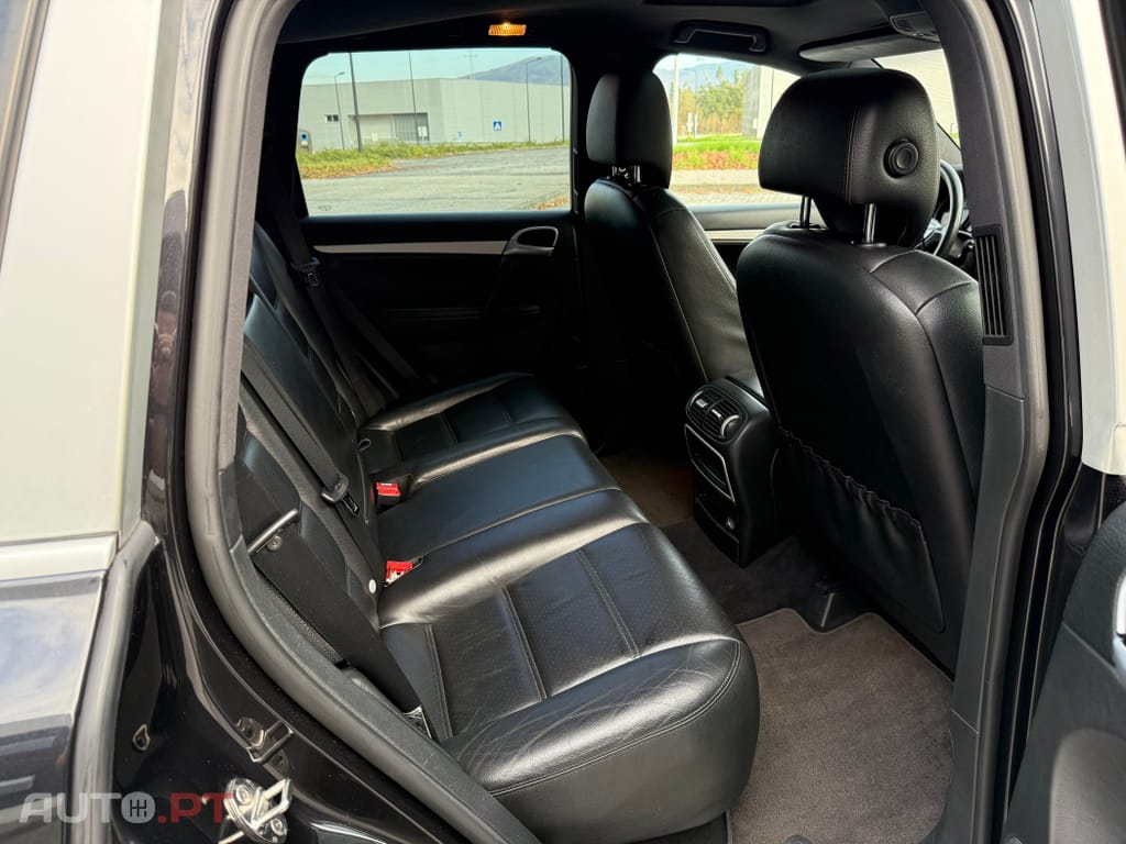 Porsche Cayenne Tiptronic