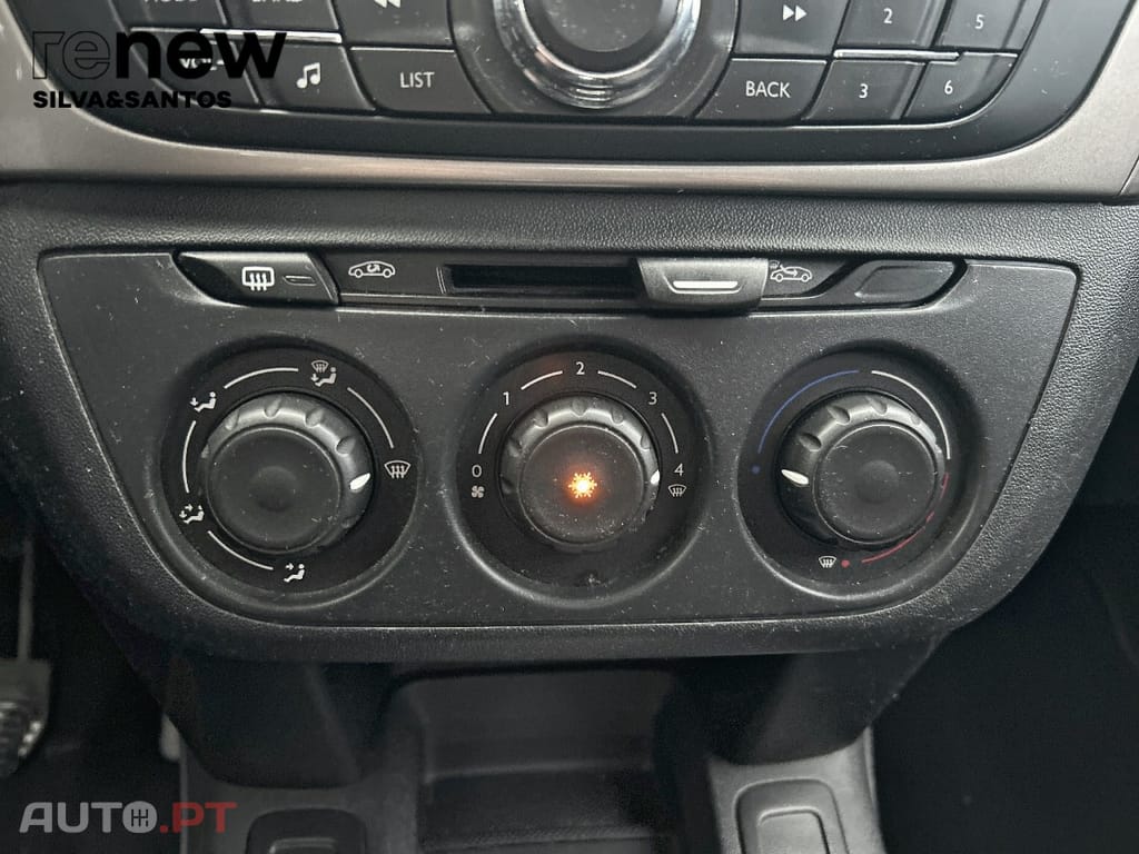 Citroen C-Elysée 1.2 VTi 70cv