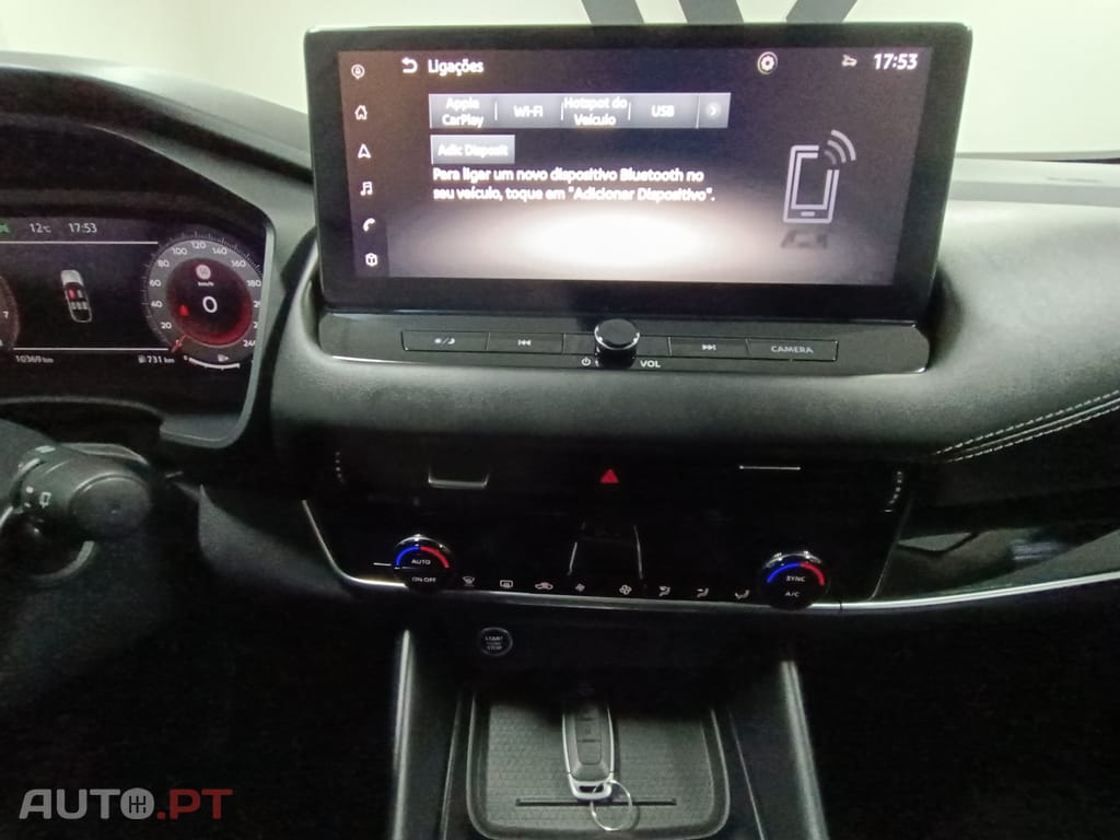 Nissan Qashqai 1.3 DIG-T N-Connecta LED+SKY Xtronic