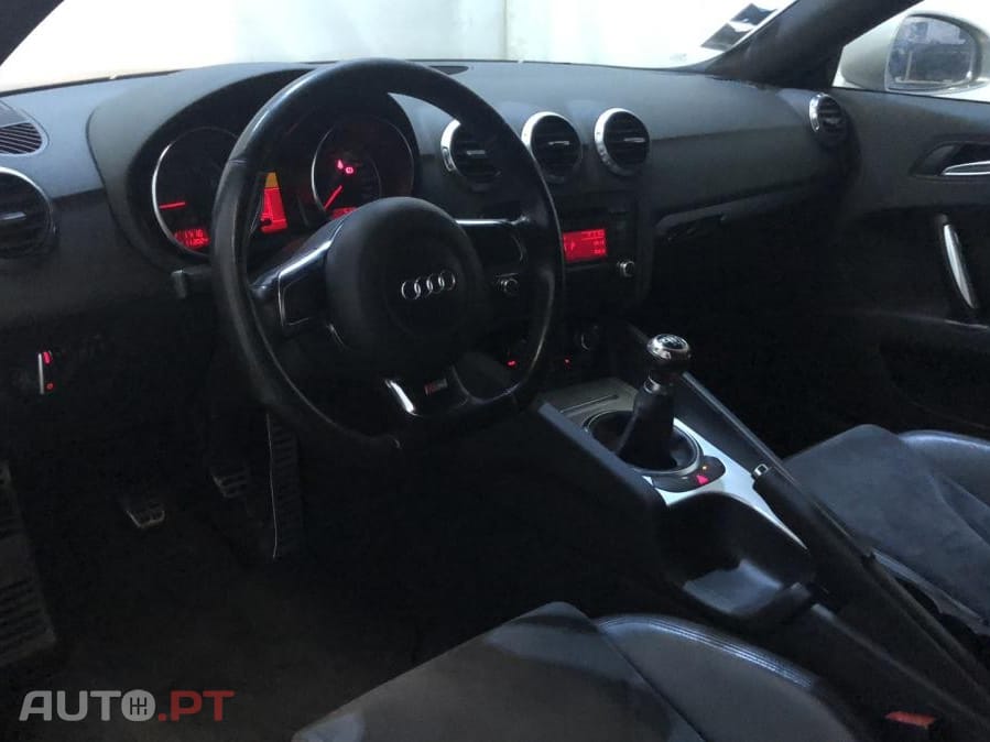 Audi TTS 2.0 TFSi quattro
