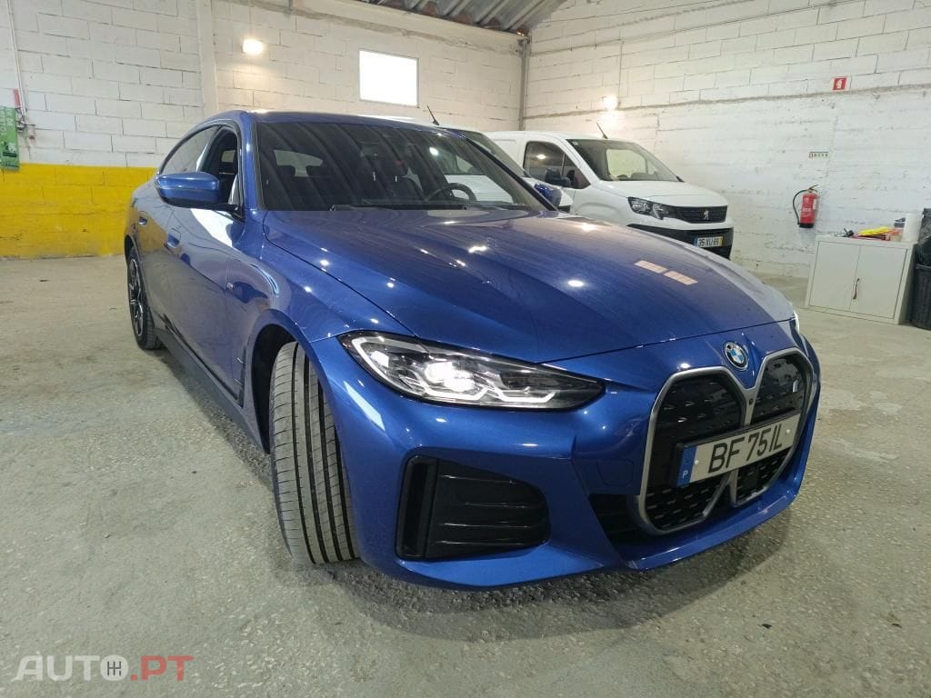 BMW i4 eDrive40 Pack Desportivo M