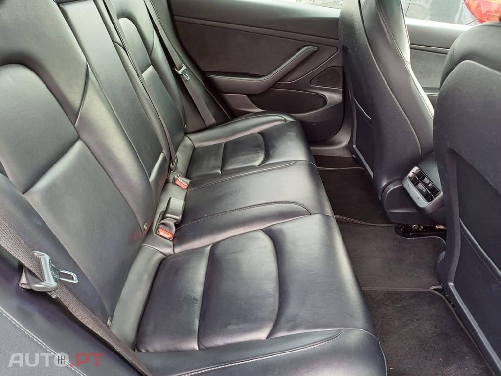 Tesla Model 3 Long Range Tração Traseira