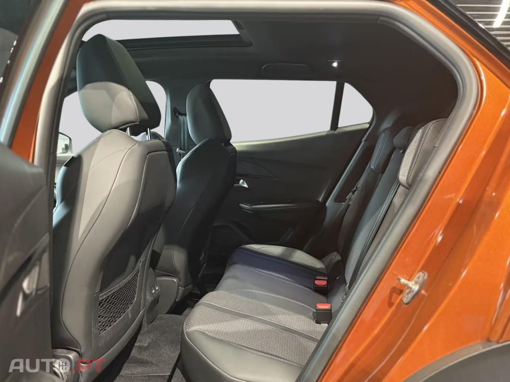 Peugeot E-2008 I.V.A DEDUTIVEL GT