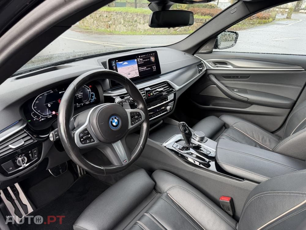 BMW 530 e Pack Desportivo M