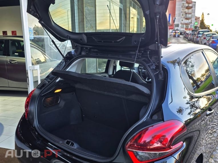 Peugeot 208 1.2 PureTech Style