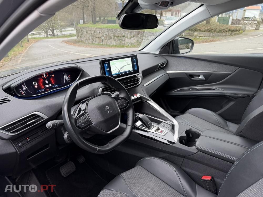 Peugeot 3008 1.2 PureTech Allure Pack EAT8