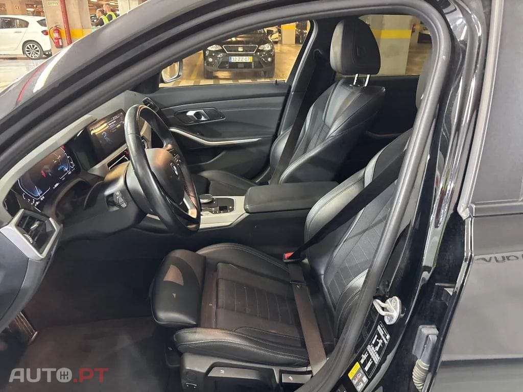 BMW 330 e Touring Corporate Edition Auto