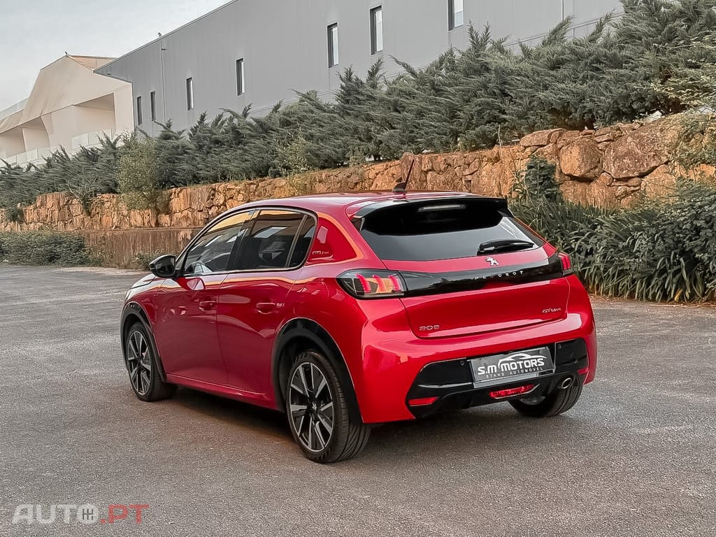 Peugeot 208 1.2 PureTech GT Line