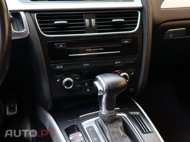 Audi A4 Avant 2.0 TDI S tronic
