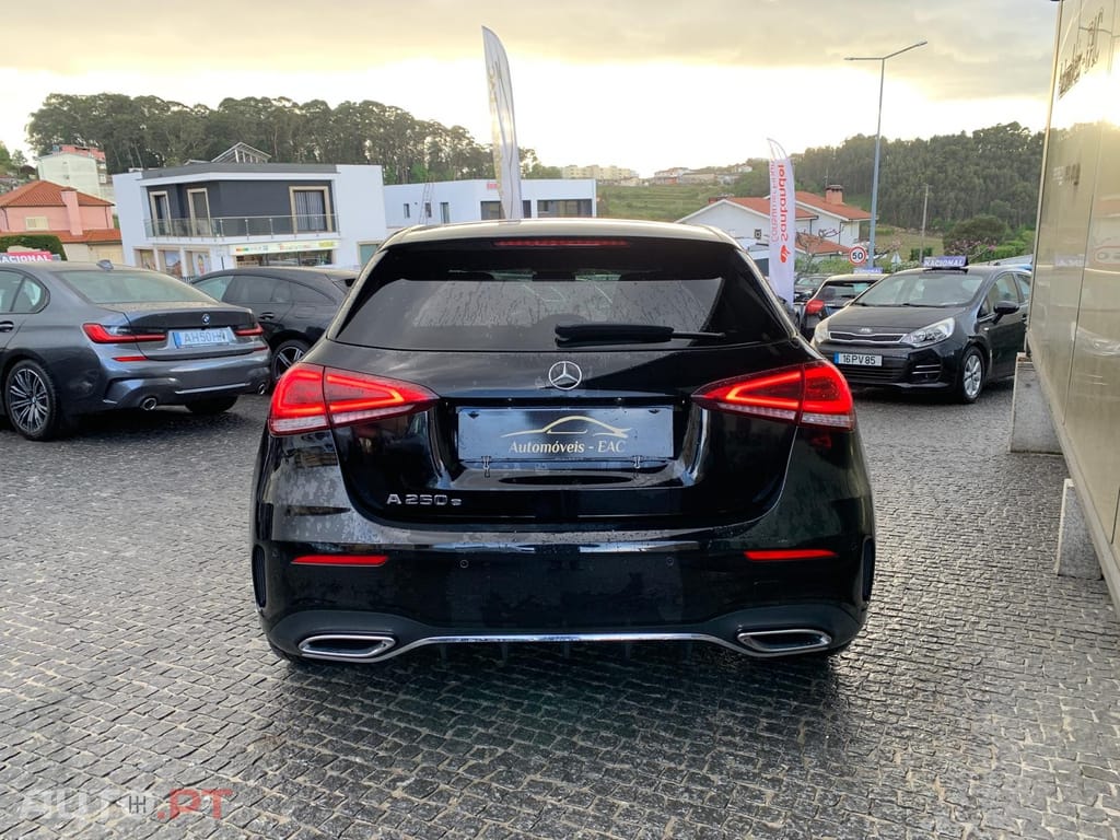 Mercedes-Benz A 250 e AMG Line