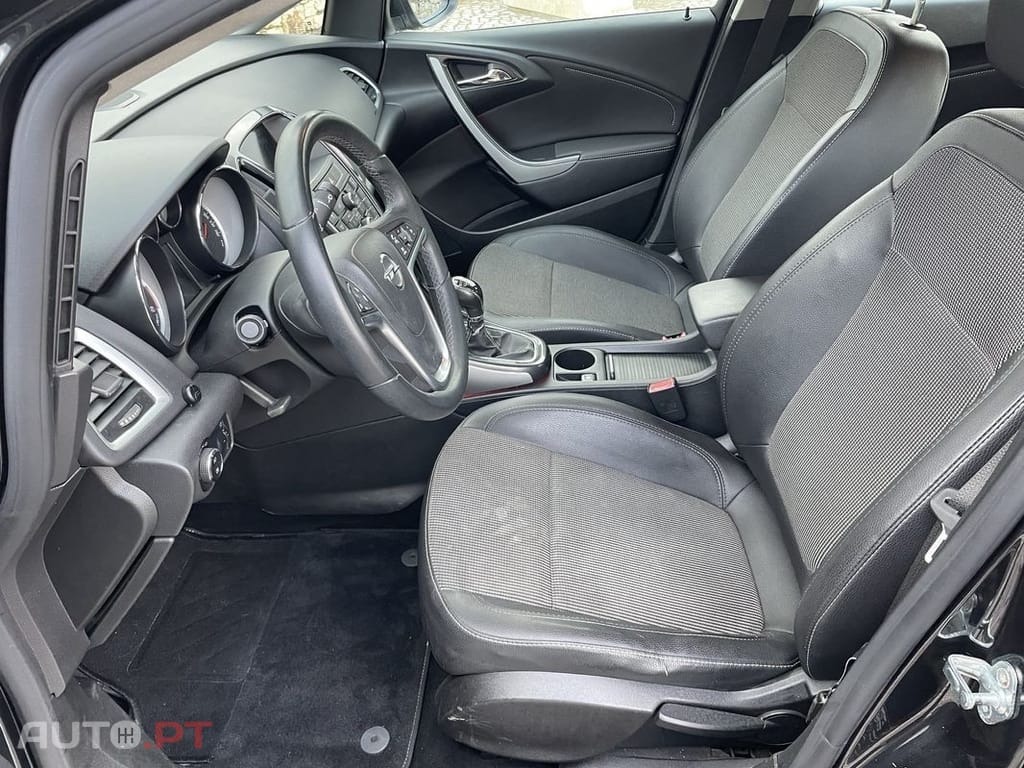 Opel Astra 1.7 CDTi Cosmo Start/Stop