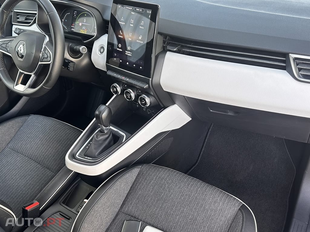 Renault Clio 1.6 E-Tech Exclusive