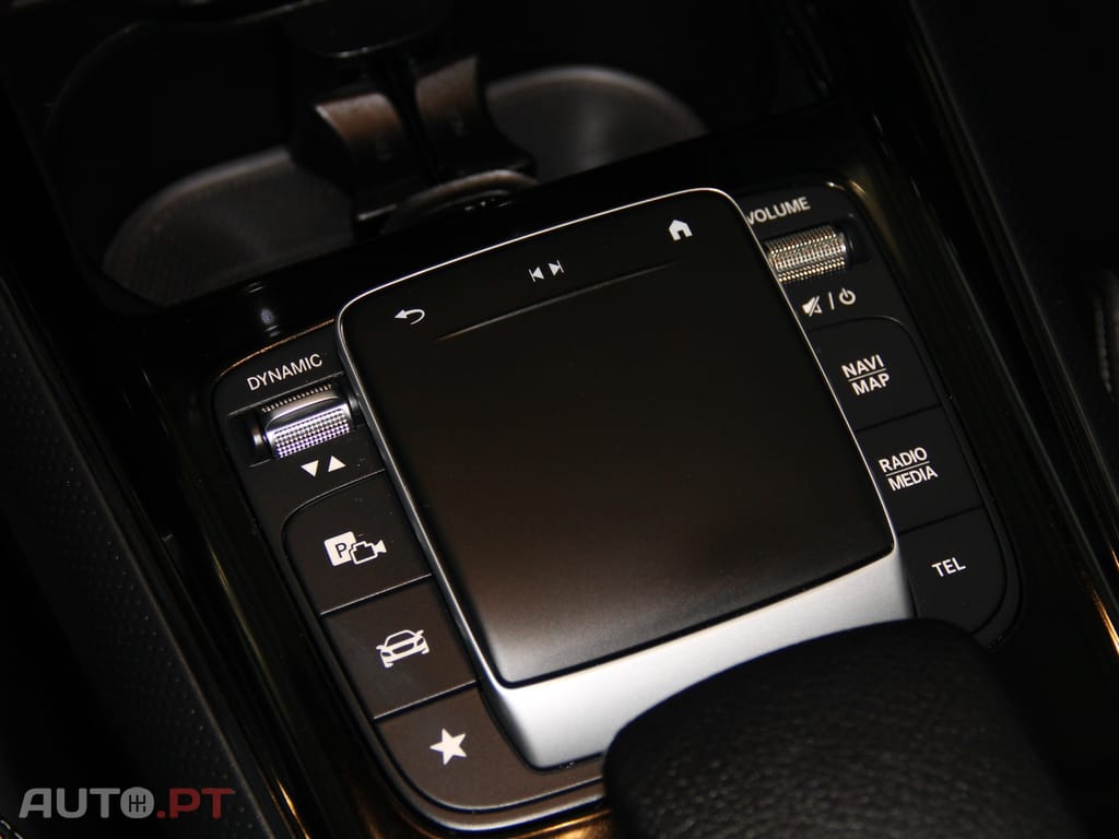 Mercedes-Benz GLB 180 d